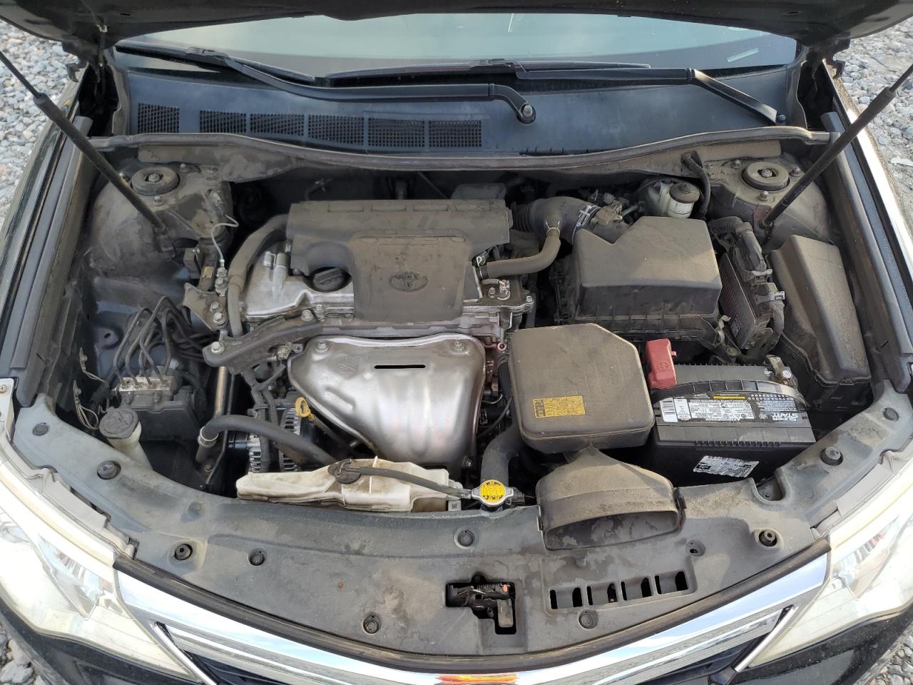 2012 Toyota Camry - Image 11