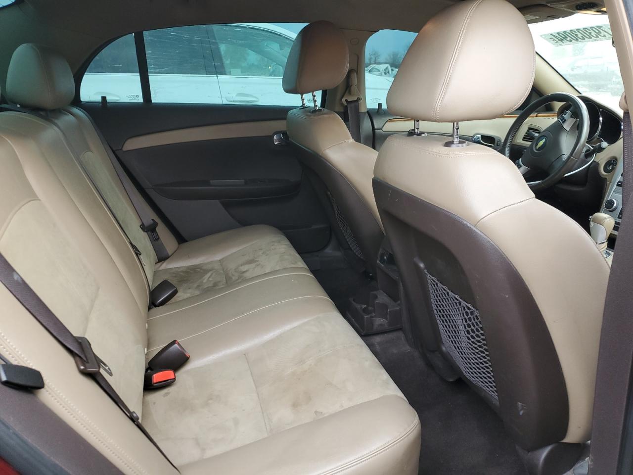 2010 Chevrolet Malibu - Image 10