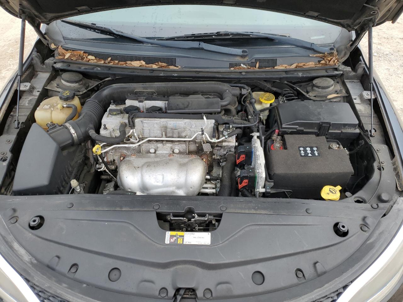 2015 Chrysler 200 - Image 11