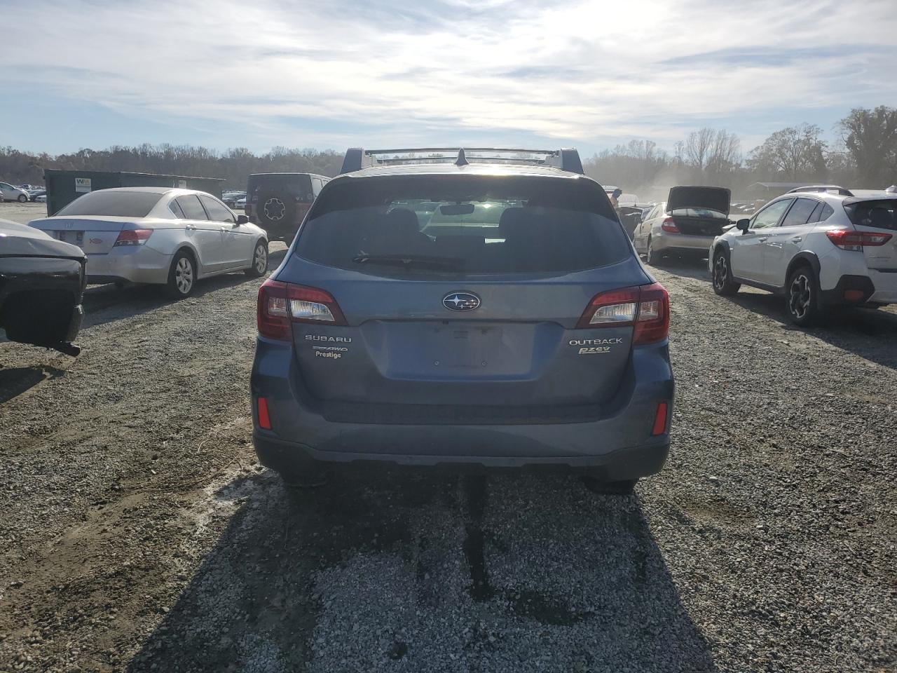 2017 Subaru Outback 2.5I Limited VIN: 4S4BSANC6H3255916 Lot: 81271104