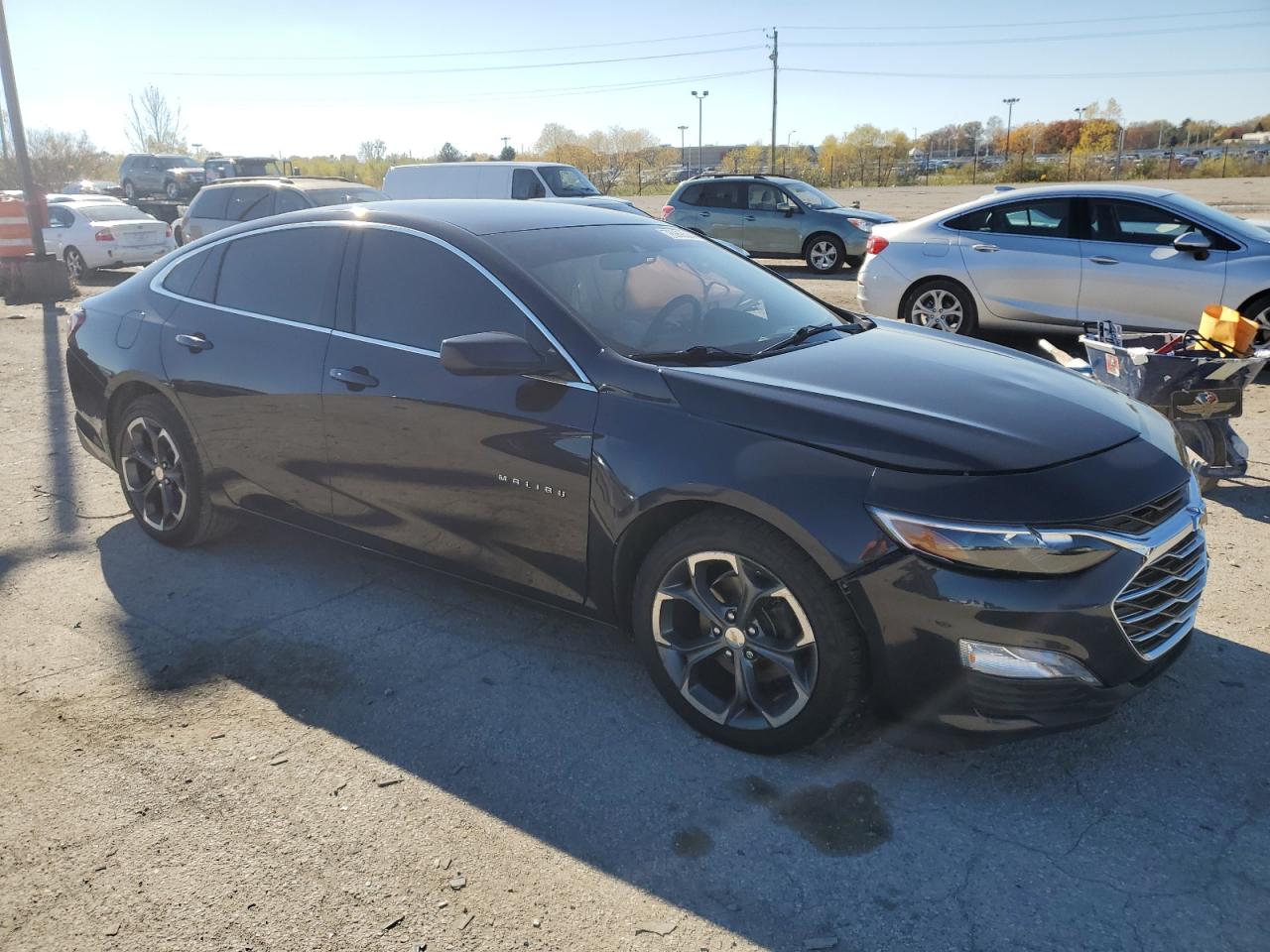 2022 Chevrolet Malibu - Image 4