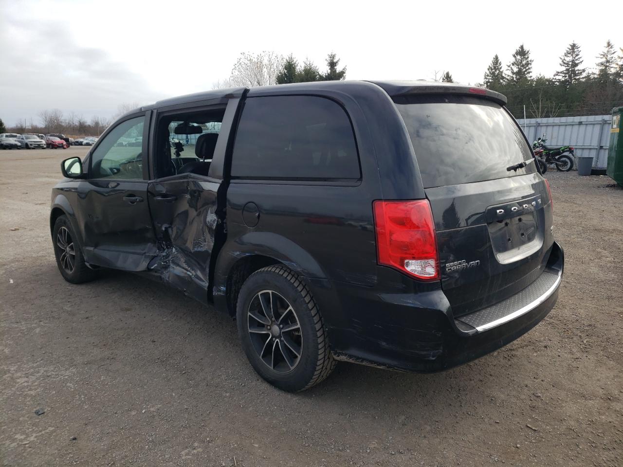 2019 Dodge Caravan - Image 2