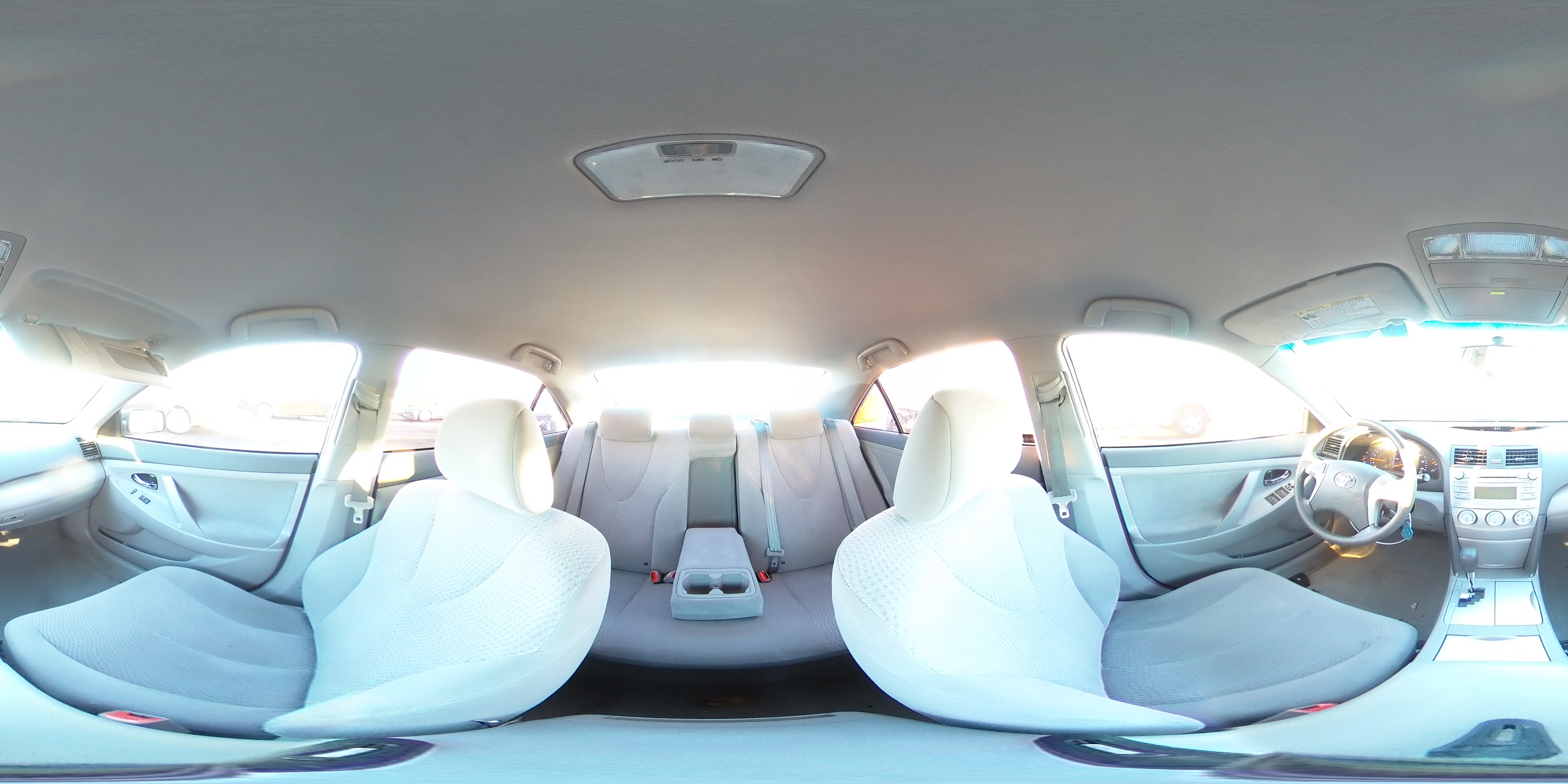2011 Toyota Camry - Image 12