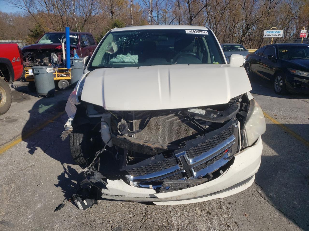 2013 Dodge Caravan - Image 5