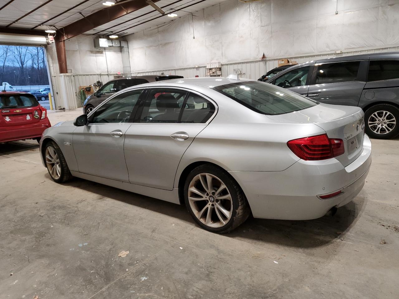 2014 BMW 5er - Image 2