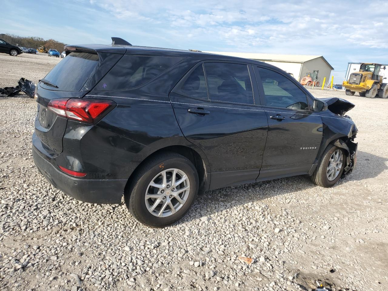 2023 Chevrolet Equinox - Image 3