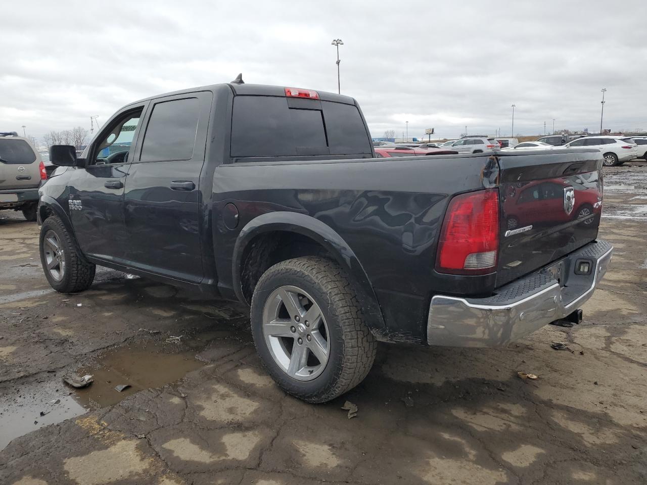 2015 RAM 1500 - Image 2