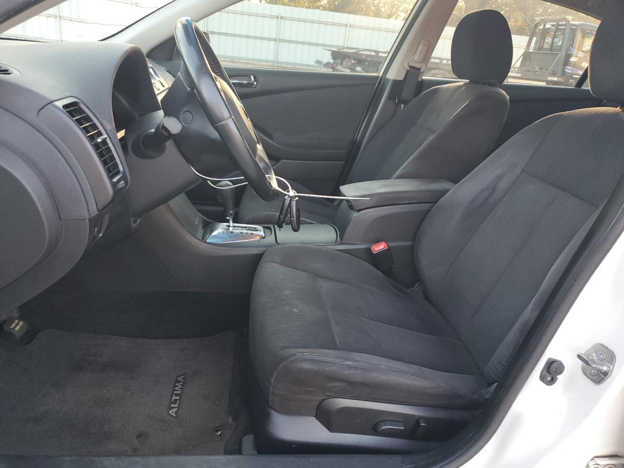 2011 Nissan Altima - Image 7