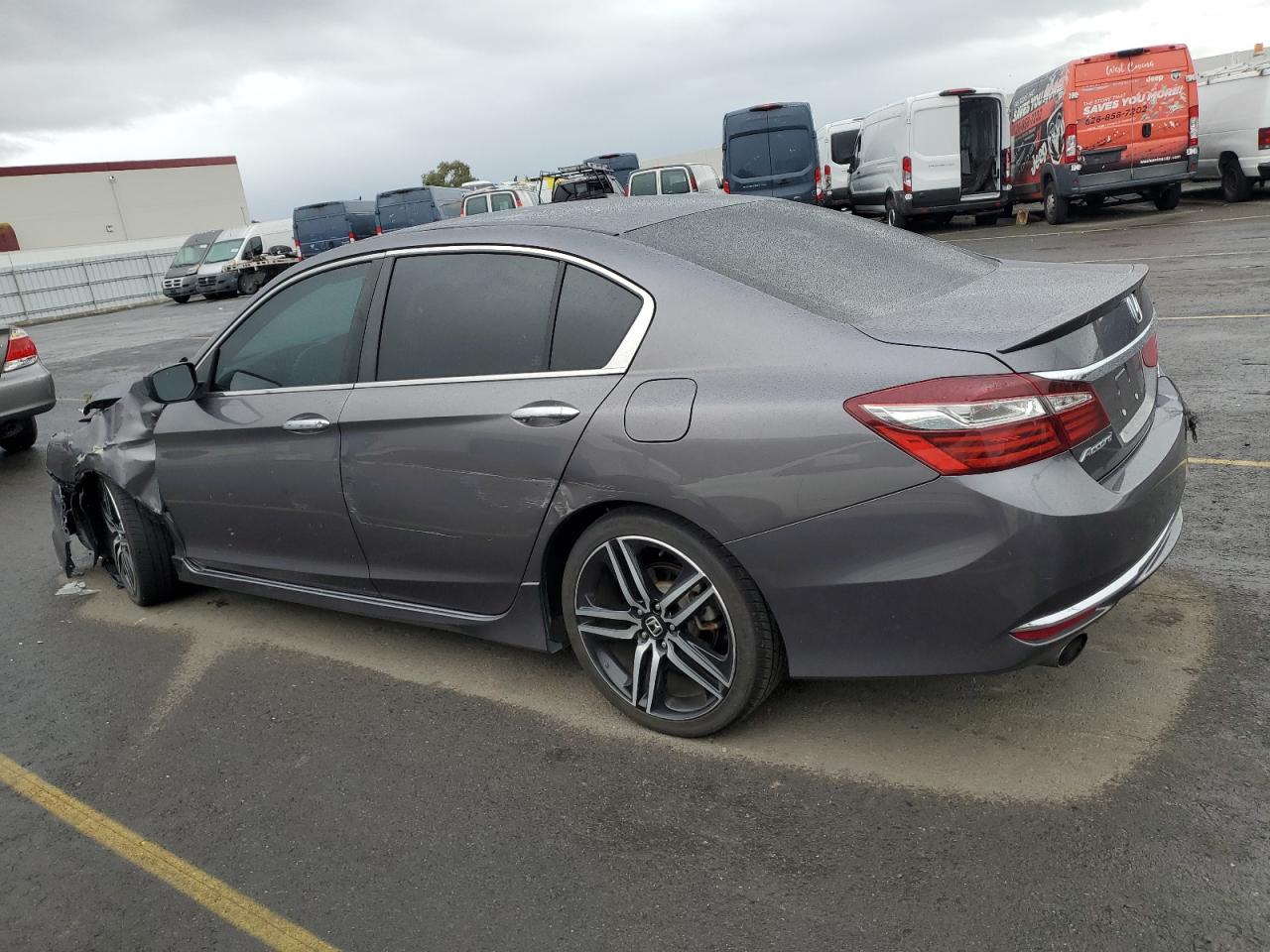 2017 Honda Accord - Image 2