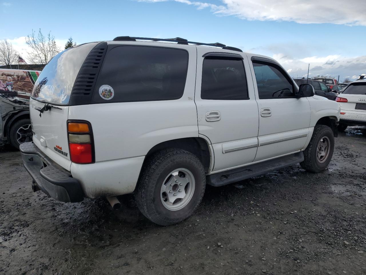 2004 Chevrolet Tahoe - Image 3