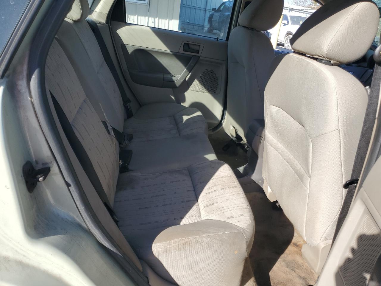 2010 Ford Focus - Image 11