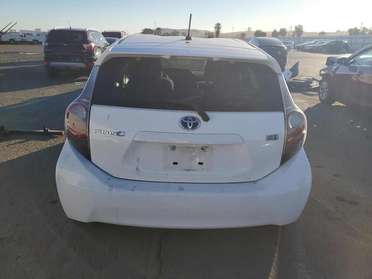 JTDKDTB38D1049744 2013 Toyota Prius C