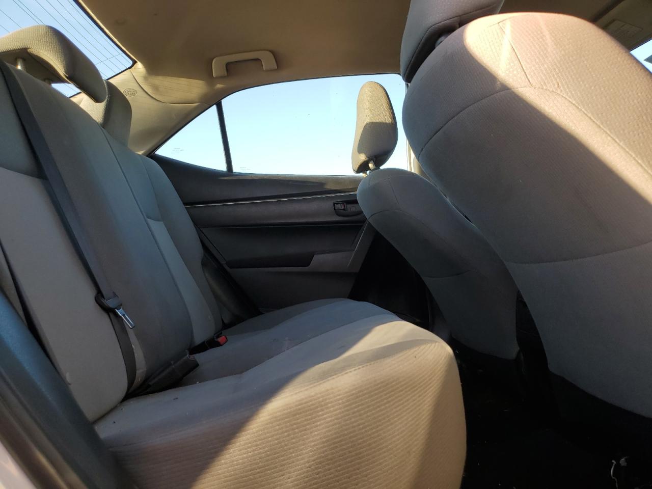2015 Toyota Corolla - Image 10