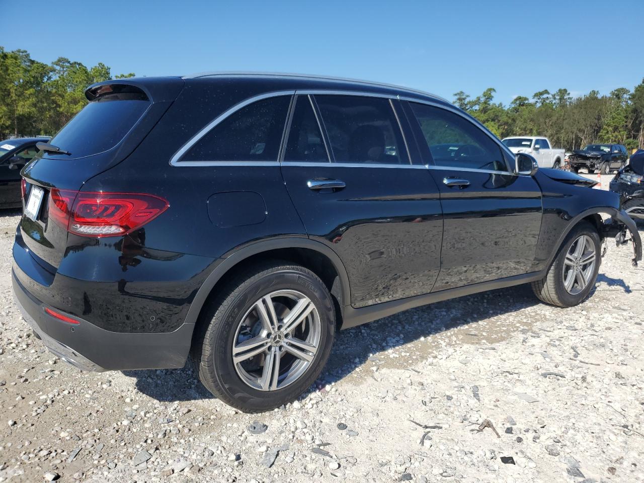 2021 Mercedes-Benz GLC - Image 3