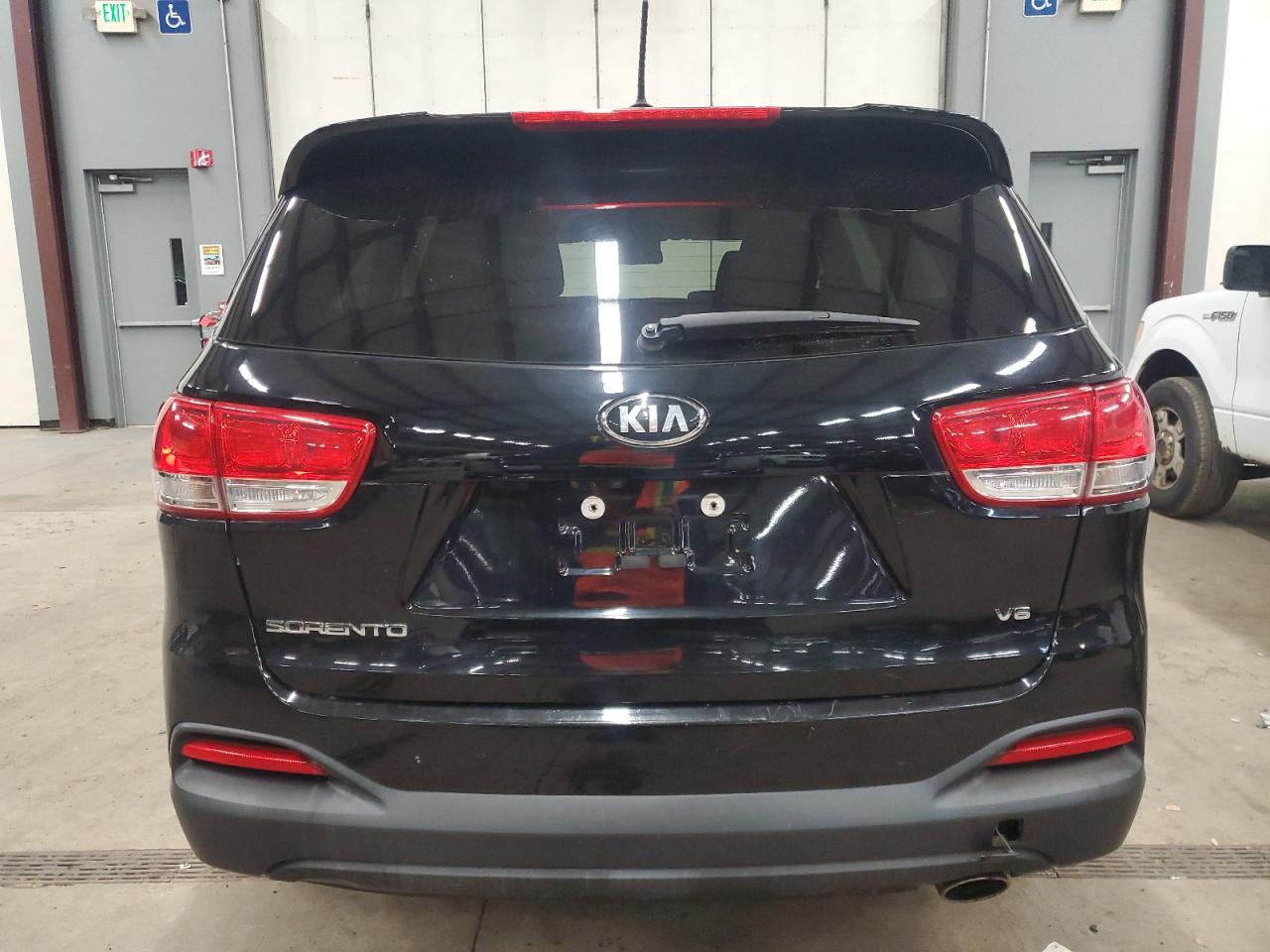 VIN 5XYPGDA57GG179136 2016 KIA SORENTO no.6