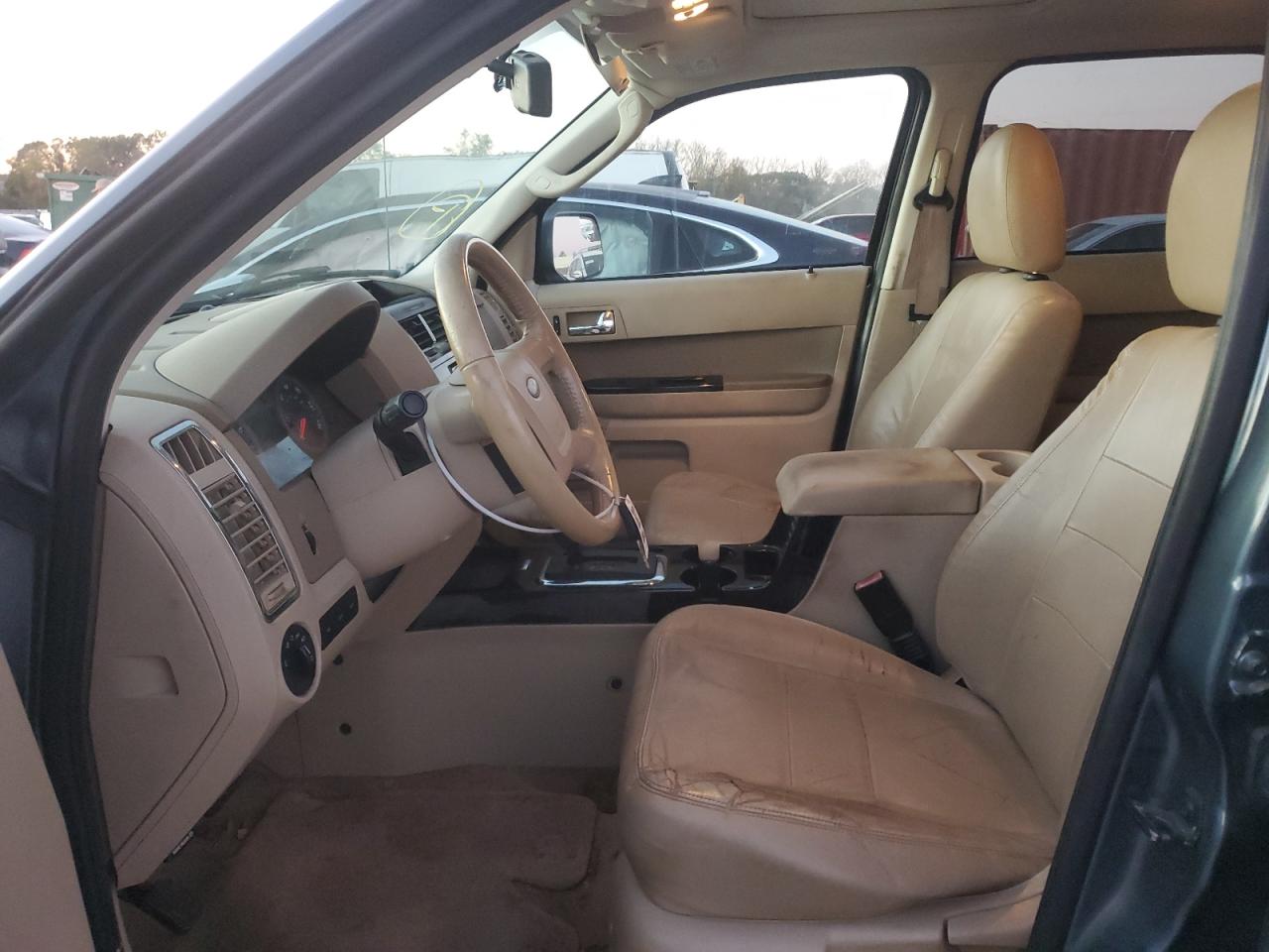 2011 Ford Escape - Image 7