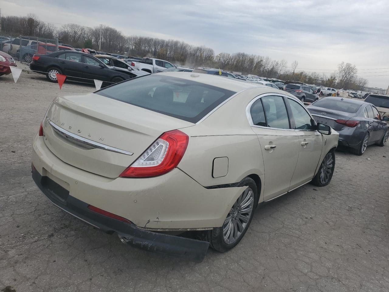 VIN 1LNHL9DK0FG600264 2015 LINCOLN MKS no.3