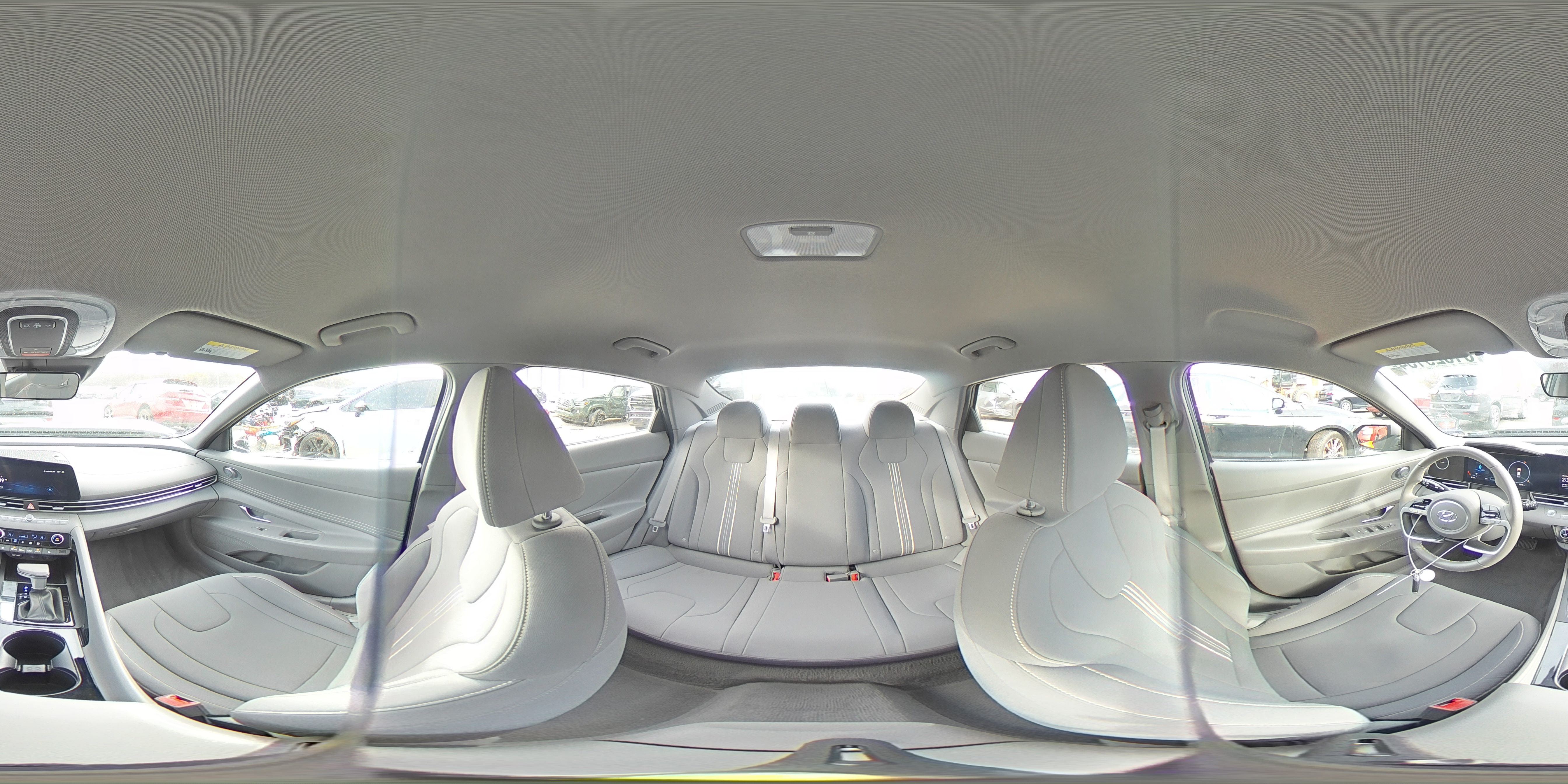 2023 Hyundai Elantra - Image 13
