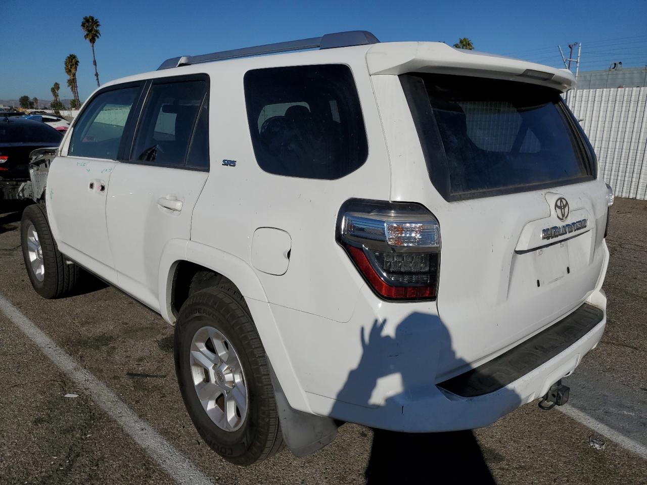 2015 Toyota 4Runner - Image 2