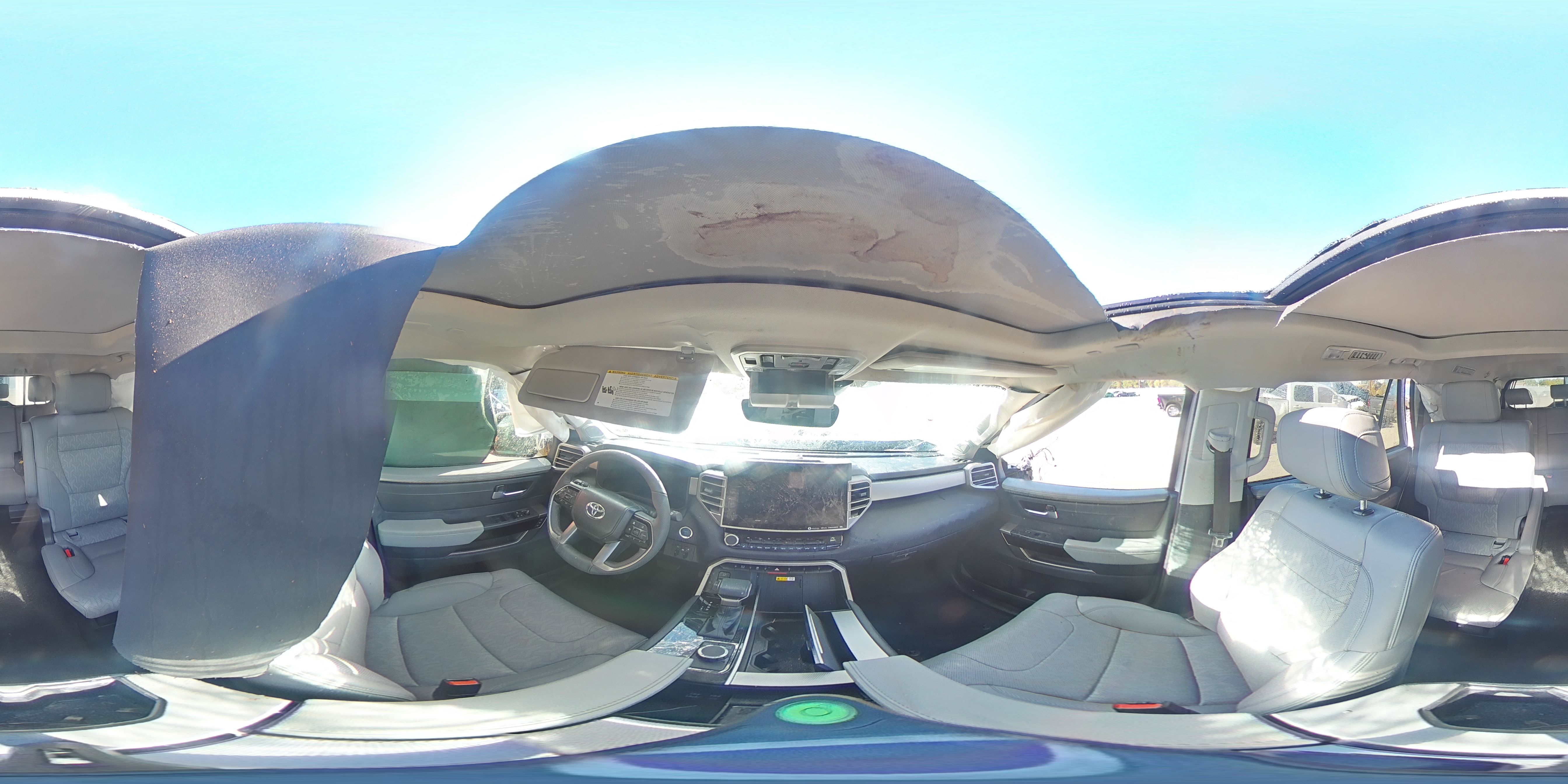 2024 Toyota Sequoia - Image 16