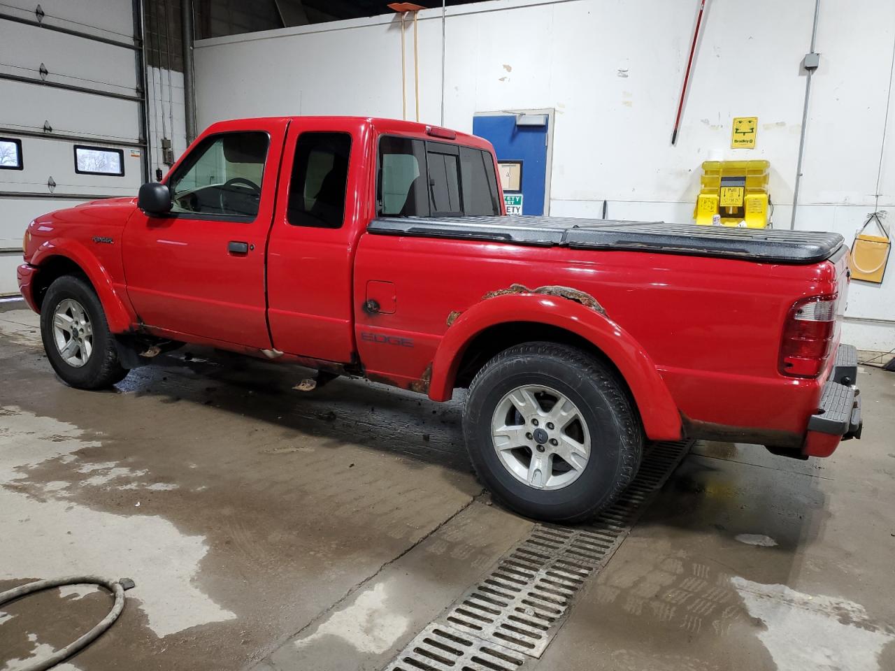 2002 Ford Ranger - Image 2