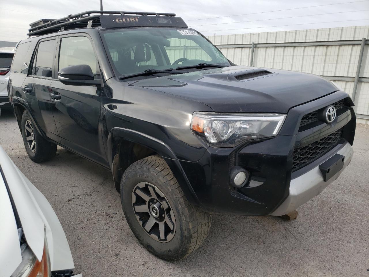 VIN JTEBU5JR4J5500833 2018 TOYOTA 4RUNNER no.4