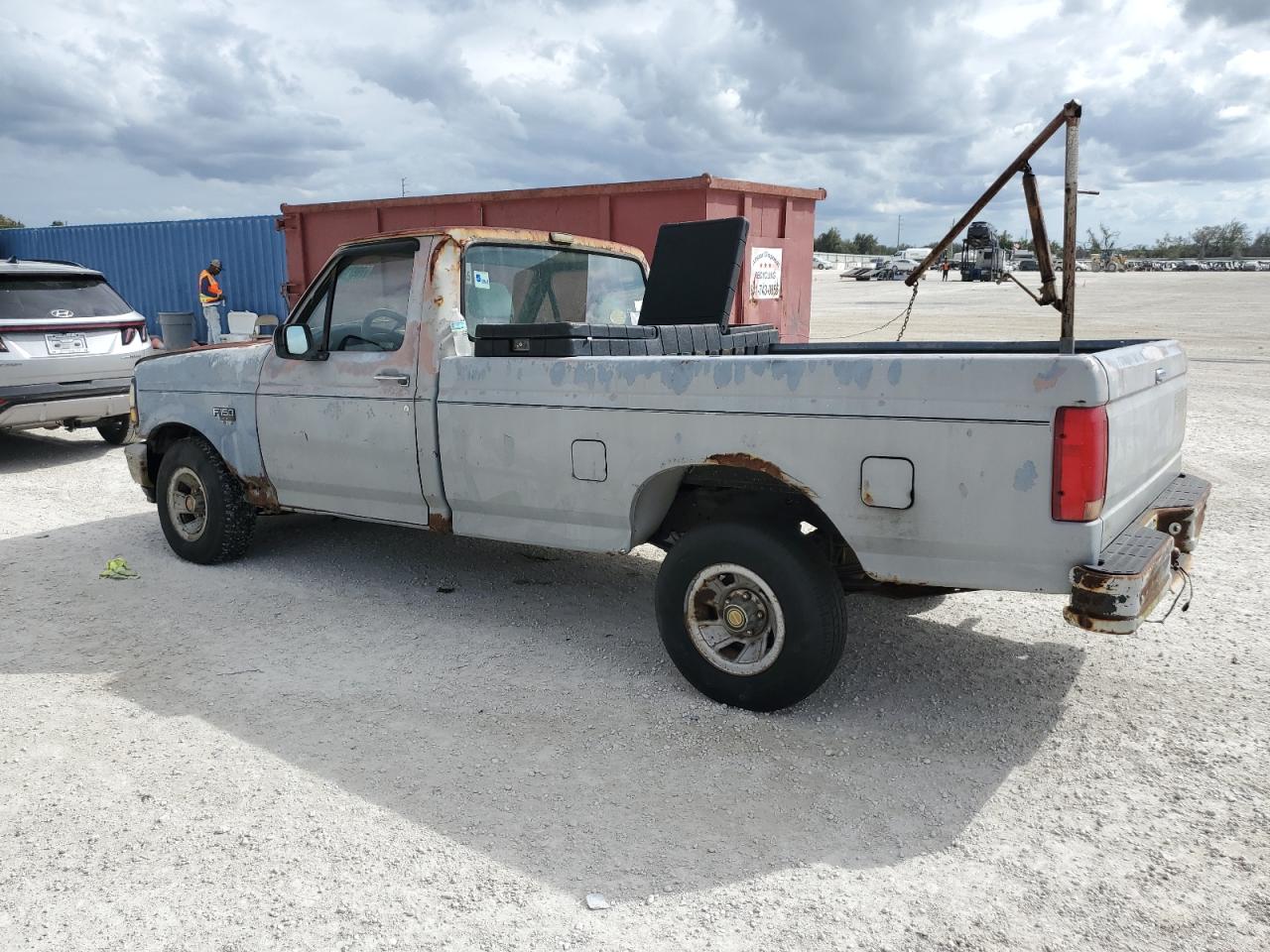 1992 Ford F-150 - Image 2
