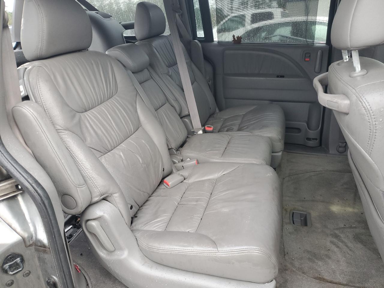 2009 Honda Odyssey - Image 12