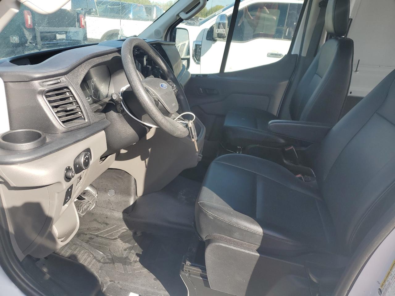 2023 Ford Transit - Image 7