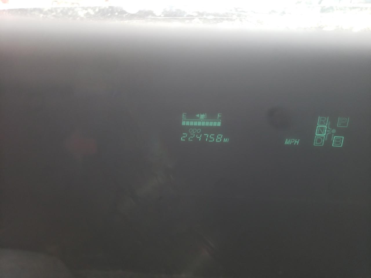 2004 Toyota Prius - Image 9