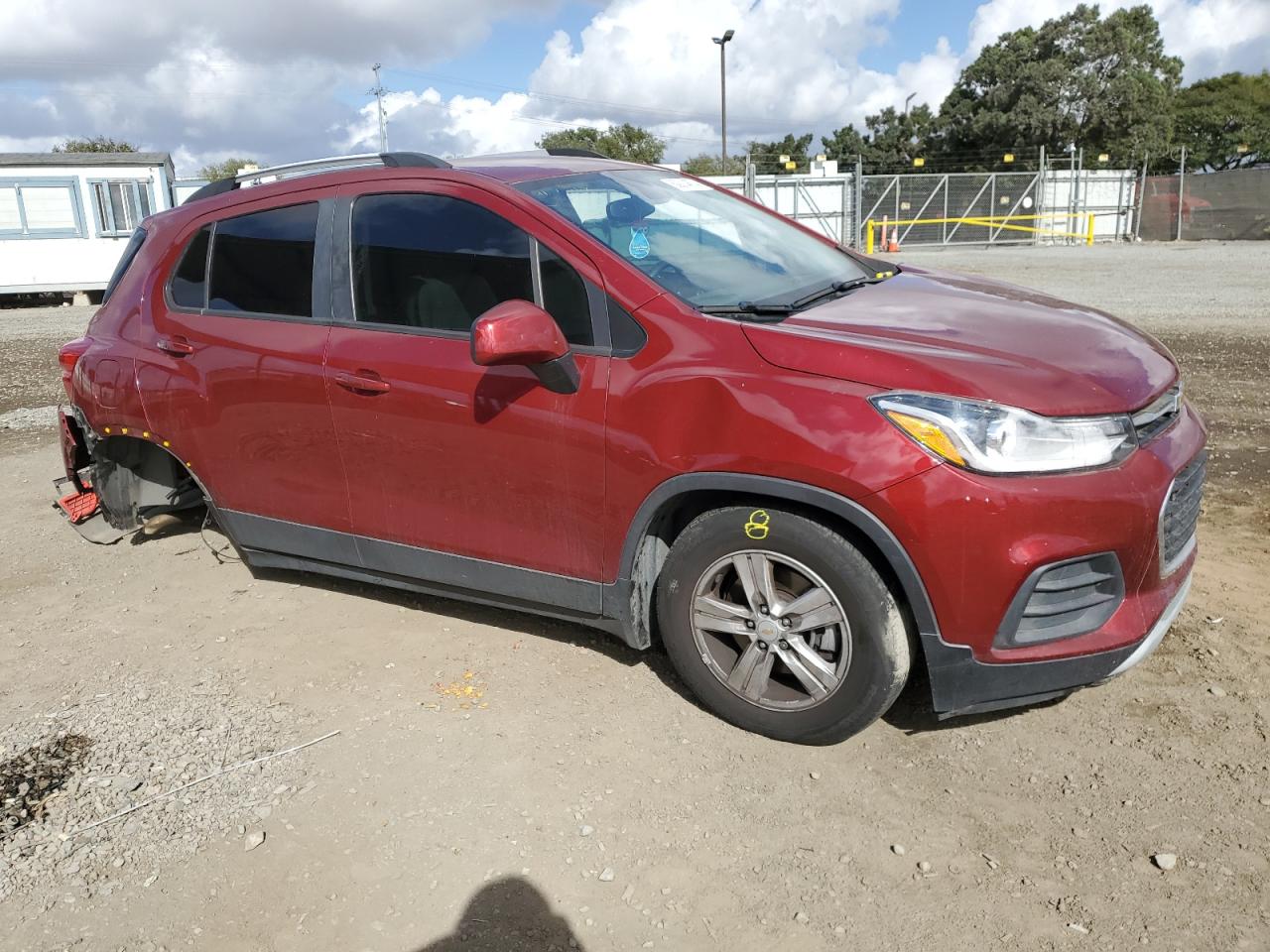 VIN KL7CJLSBXMB329502 2021 CHEVROLET TRAX no.4