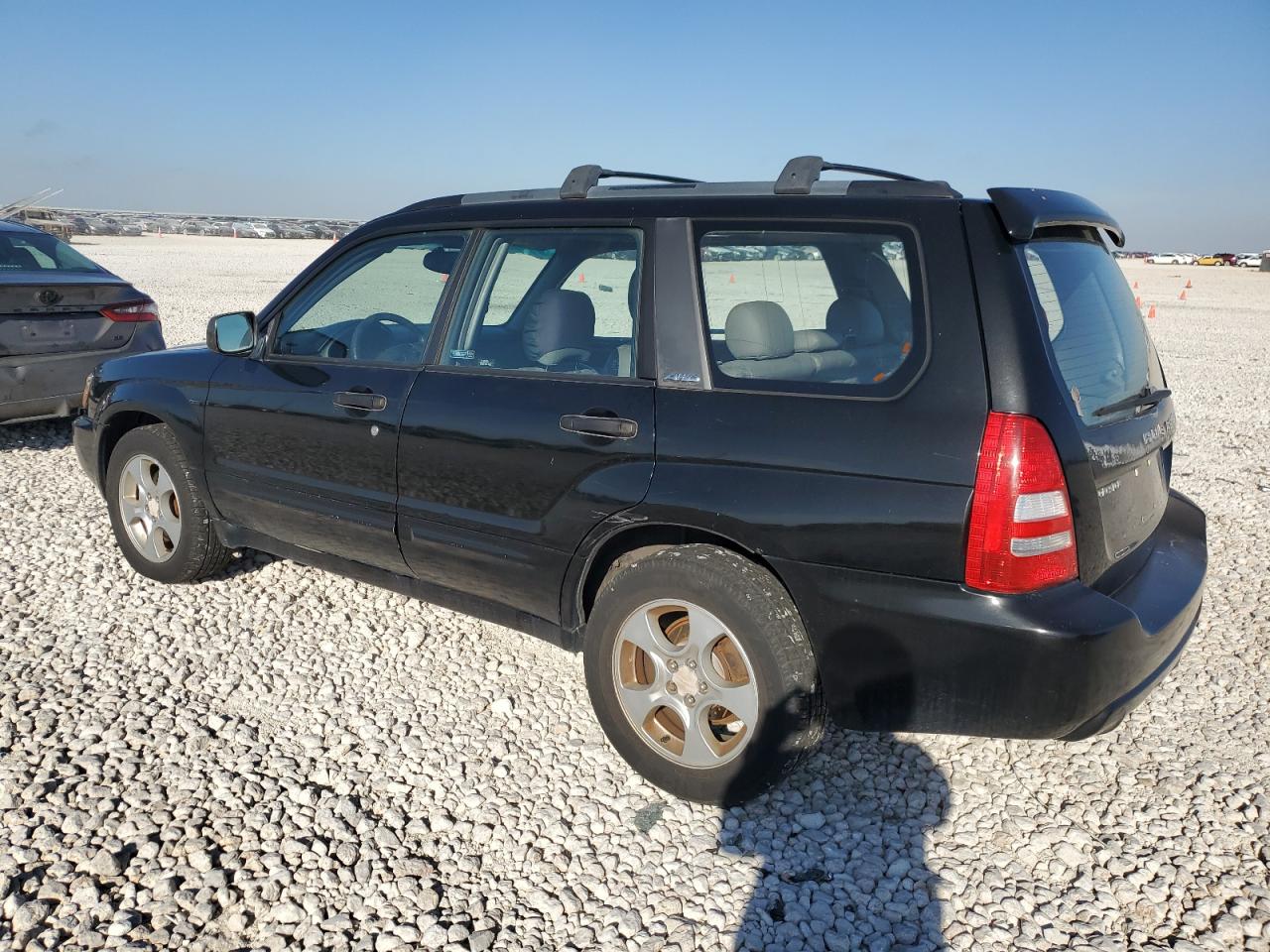 2004 Subaru Forester - Image 2
