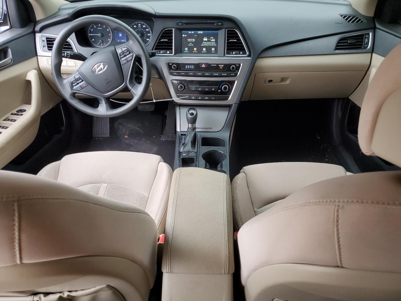 2017 Hyundai Sonata - Image 8