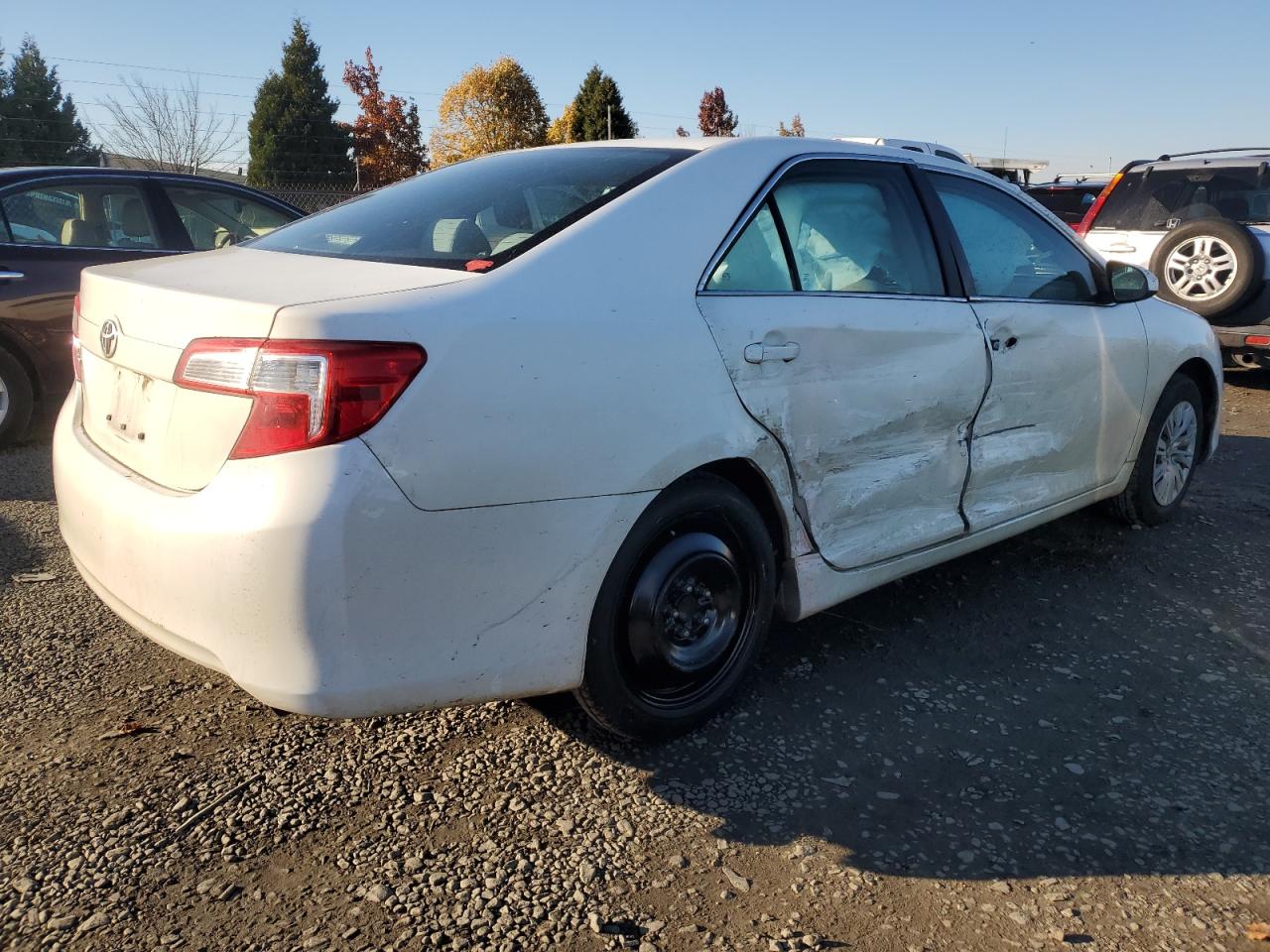 VIN 4T1BF1FK2DU696912 2013 TOYOTA CAMRY no.3