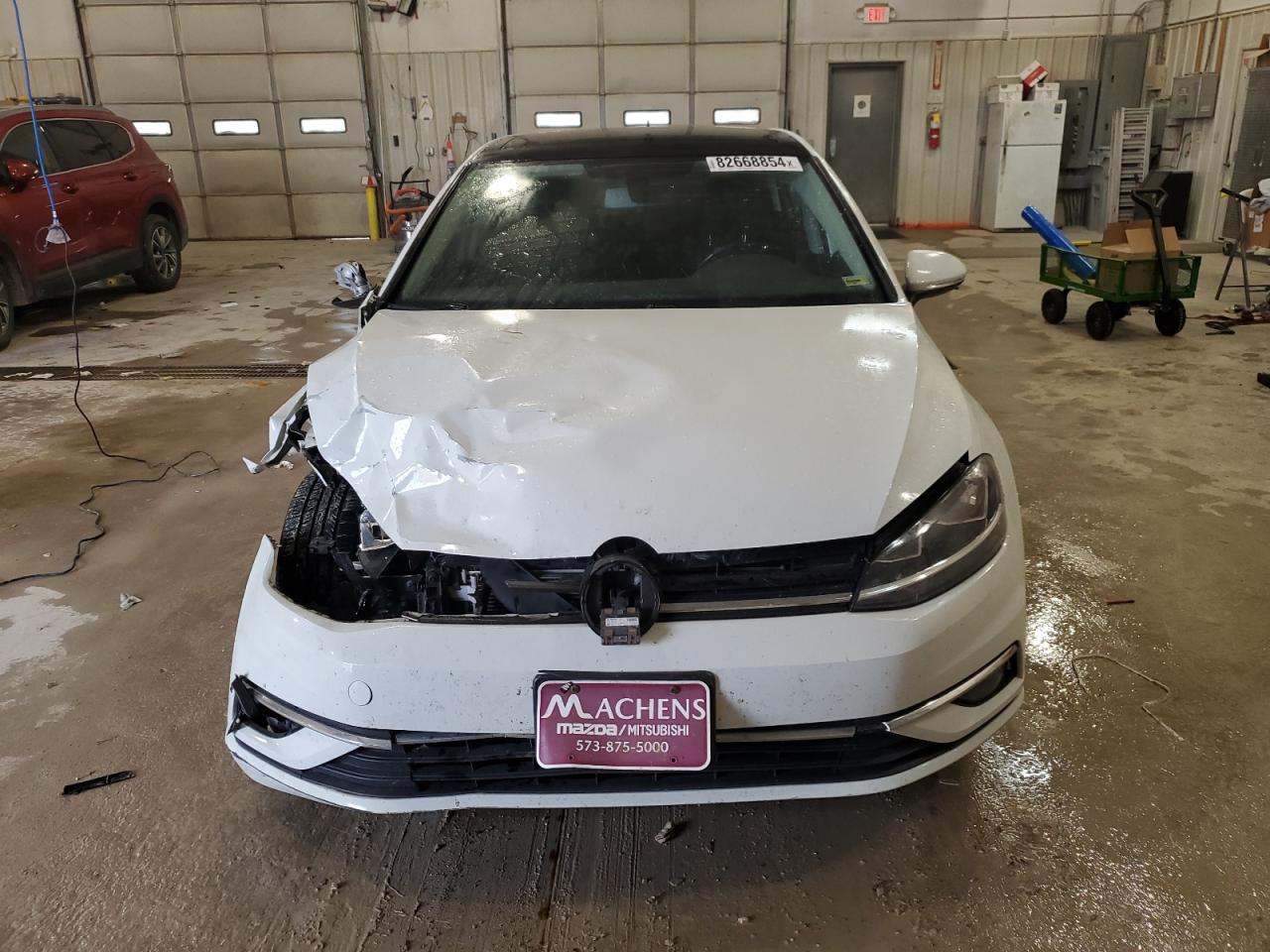 2018 Volkswagen Golf - Image 5
