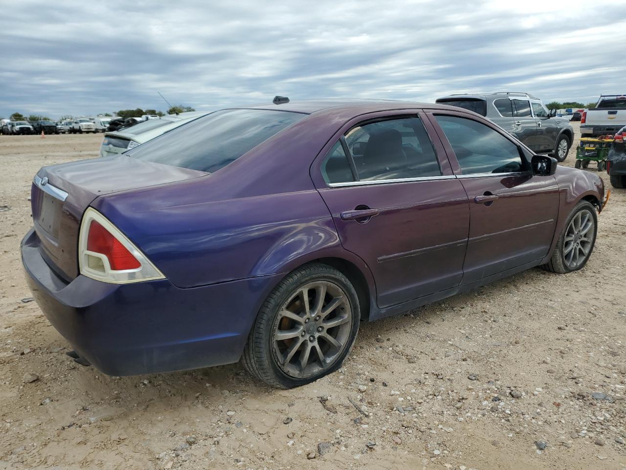 2009 Ford Fusion - Image 3