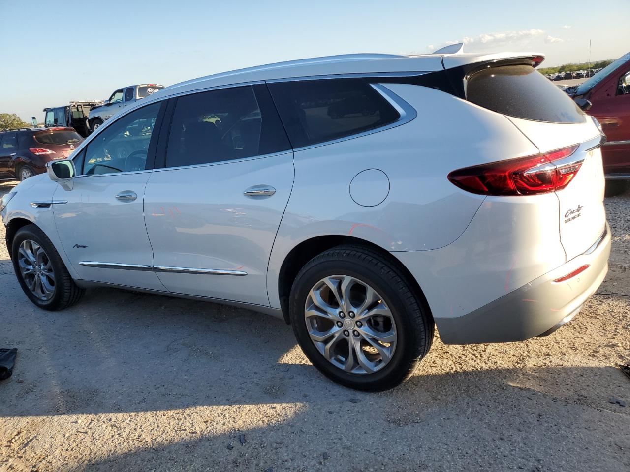 2018 Buick Enclave - Image 2