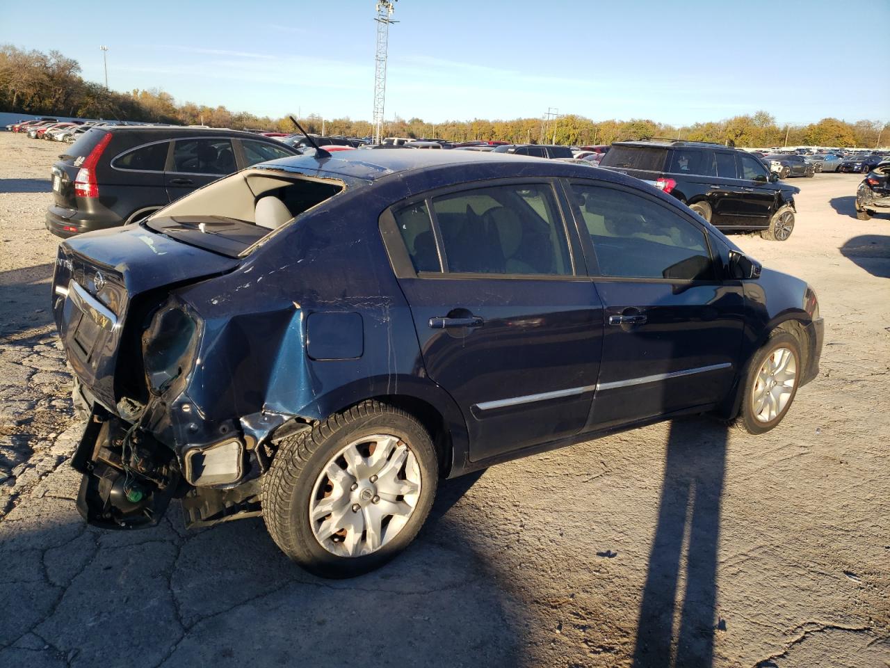 2010 Nissan Sentra - Image 3