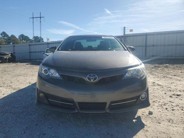 Sedans TOYOTA CAMRY 2012 Szary