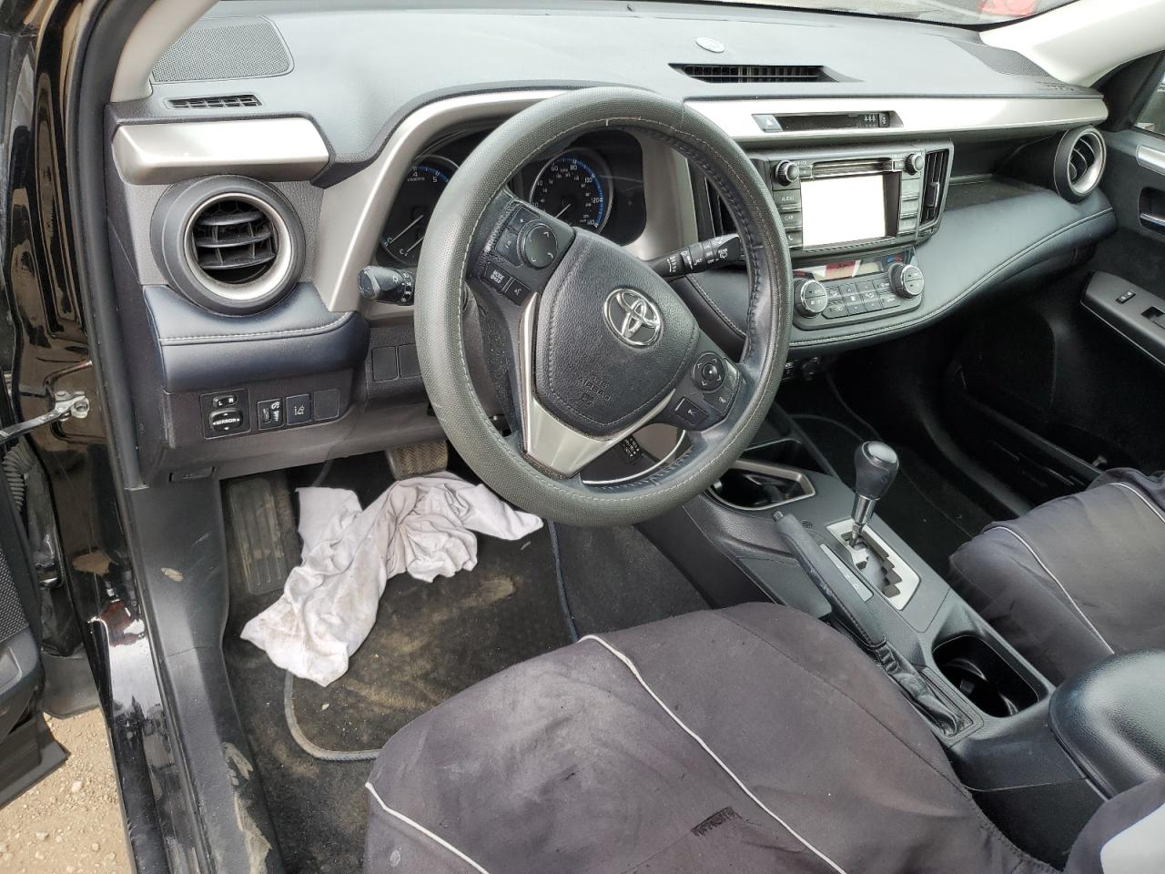 2018 Toyota RAV 4 - Image 8