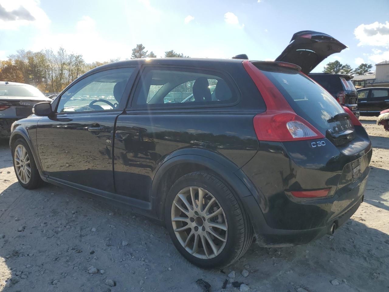 2011 Volvo C30 - Image 2