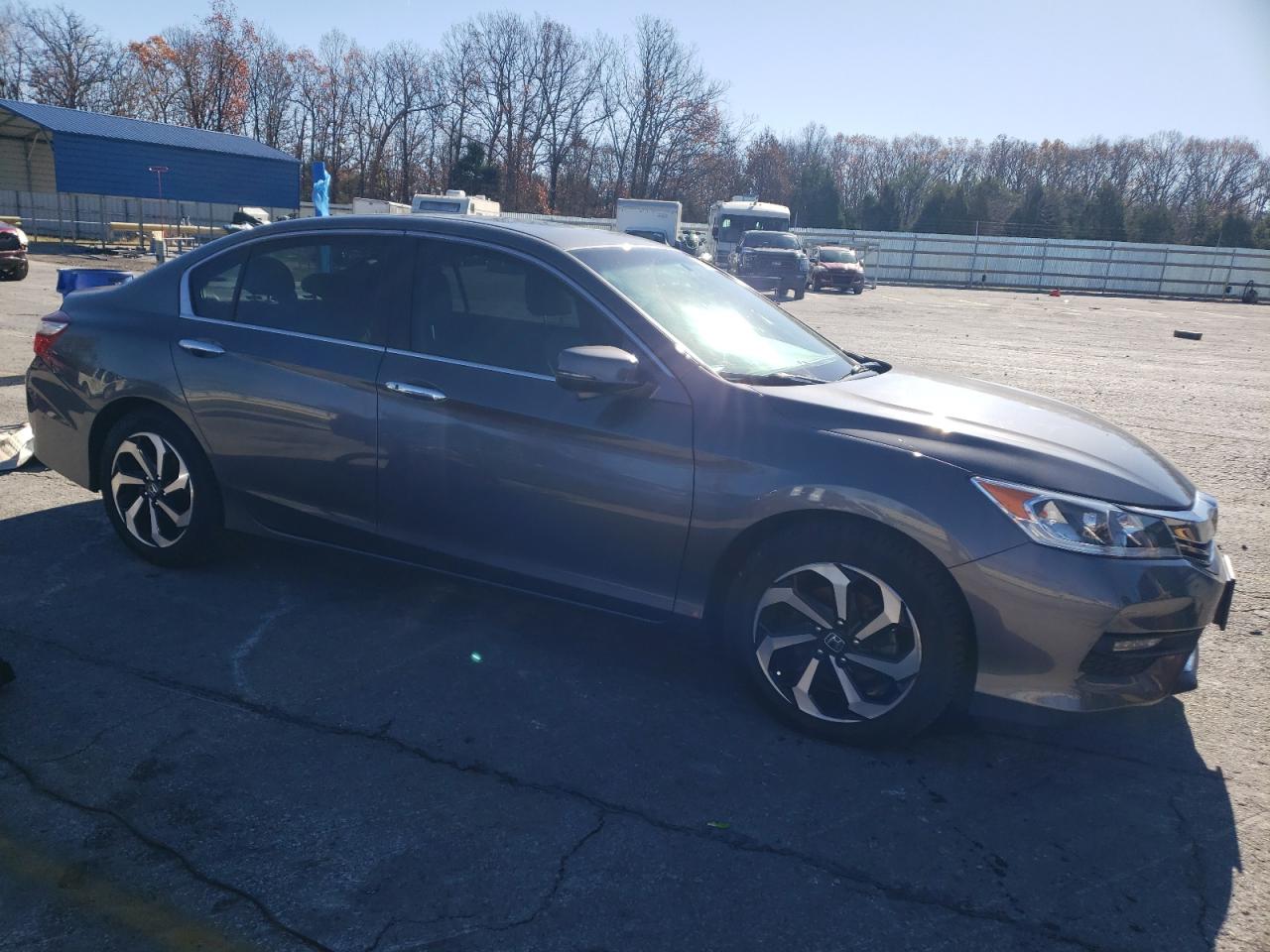 2016 Honda Accord Exl VIN: 1HGCR2F8XGA195171 Lot: 81608844