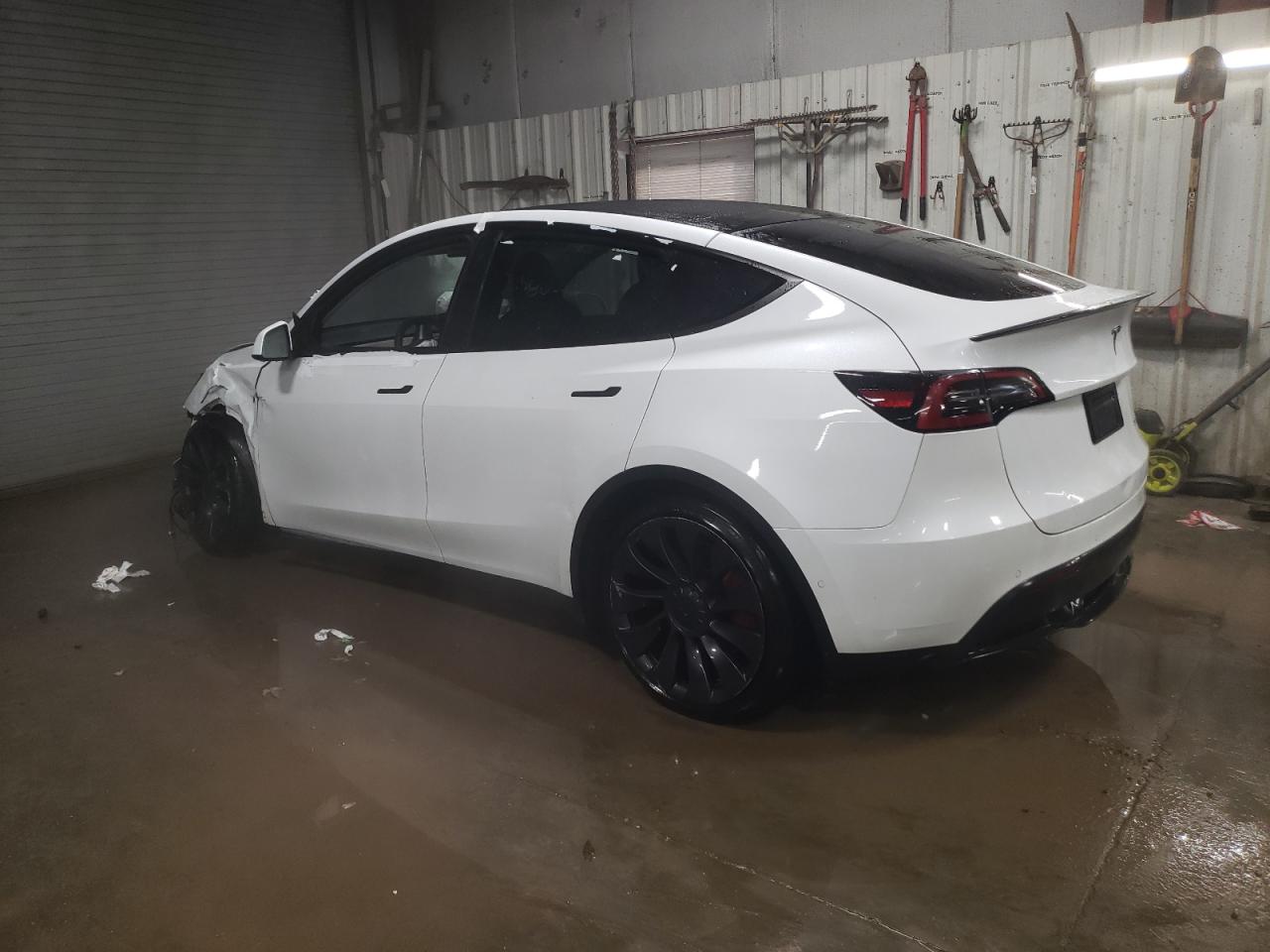 VIN 5YJYGDEF9MF267132 2021 TESLA MODEL Y no.2