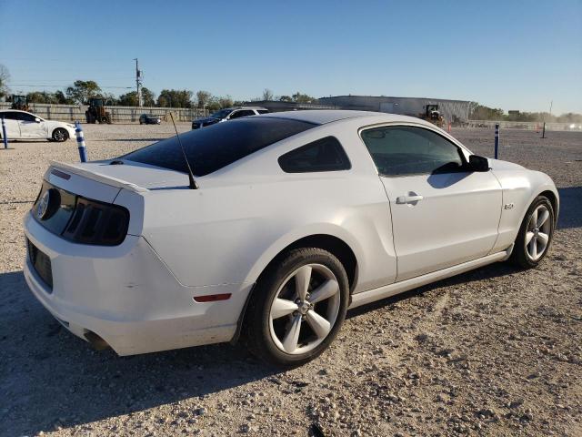  FORD MUSTANG 2014 Белы