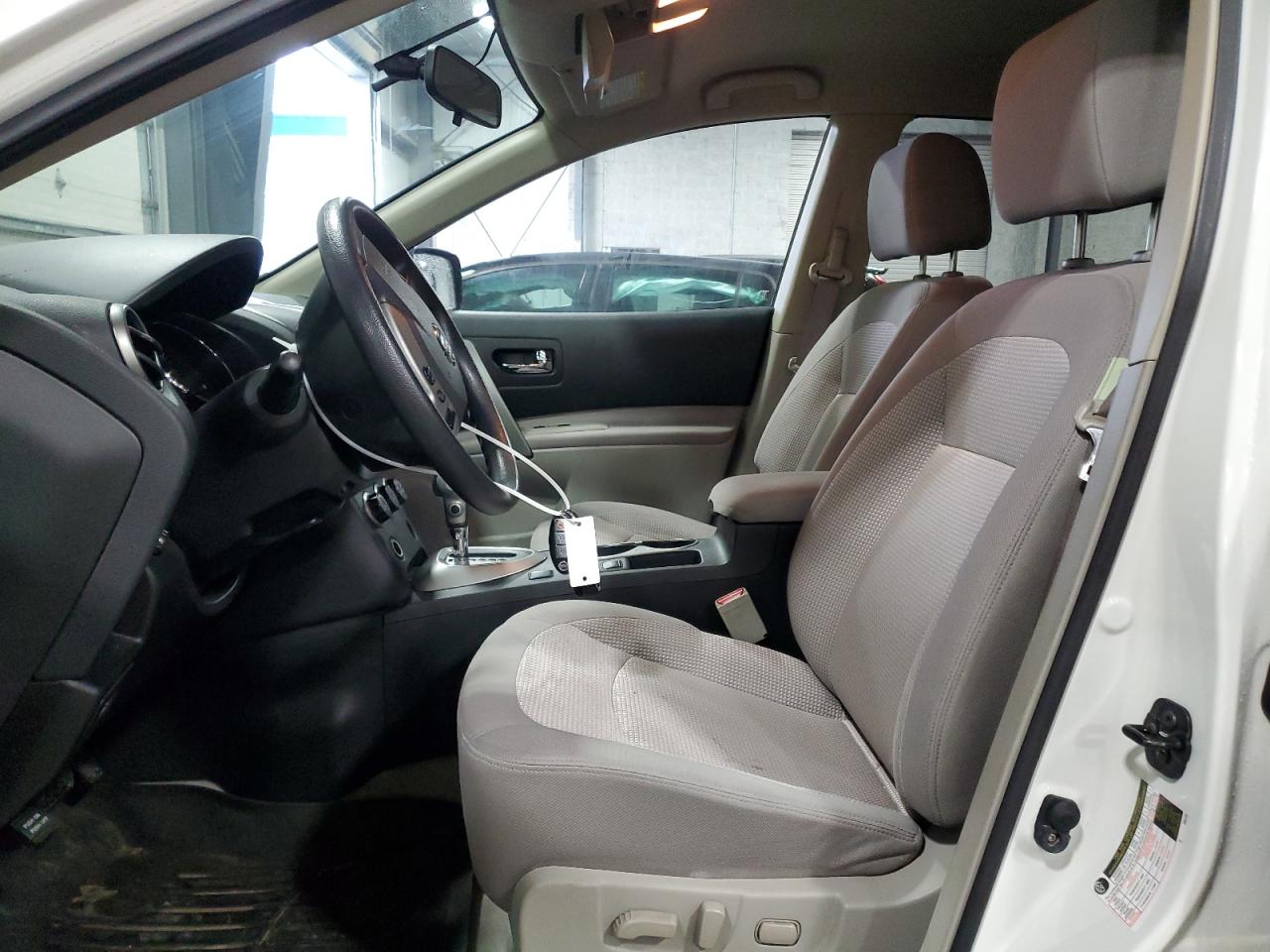 2013 Nissan Rogue - Image 7