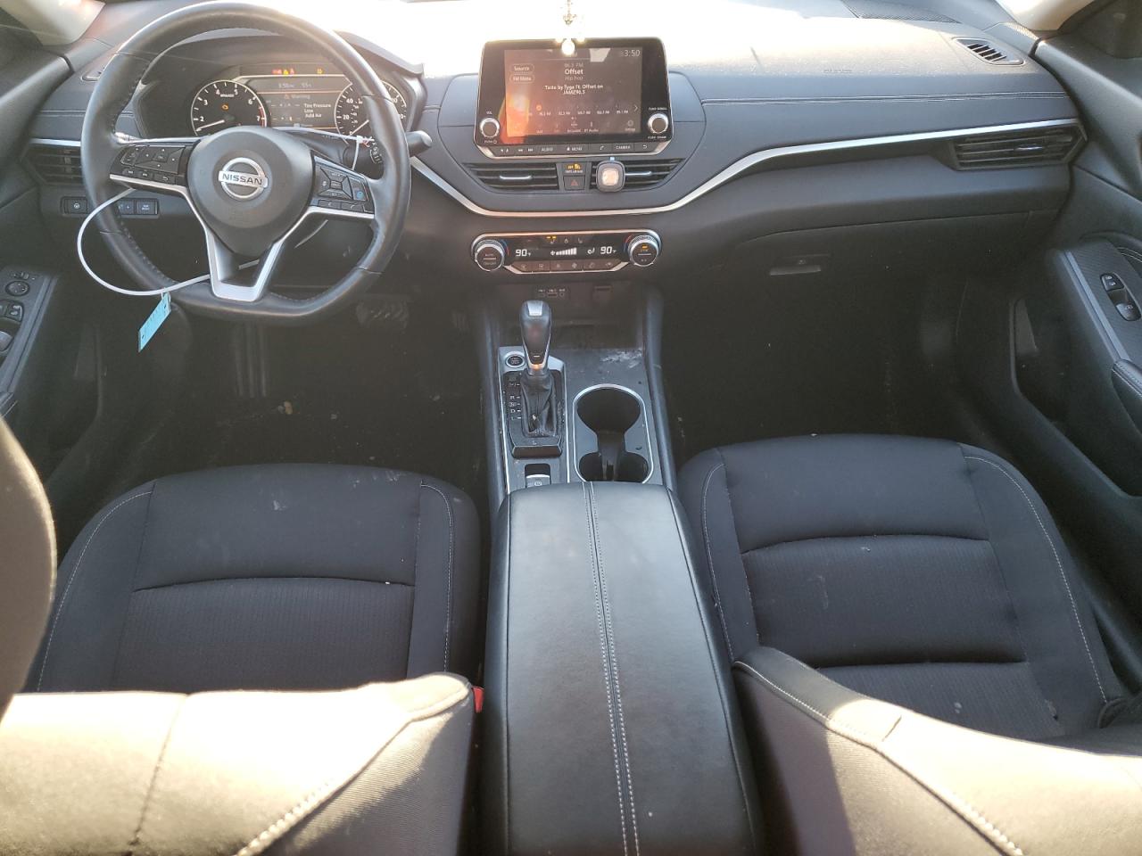 2019 Nissan Altima - Image 8