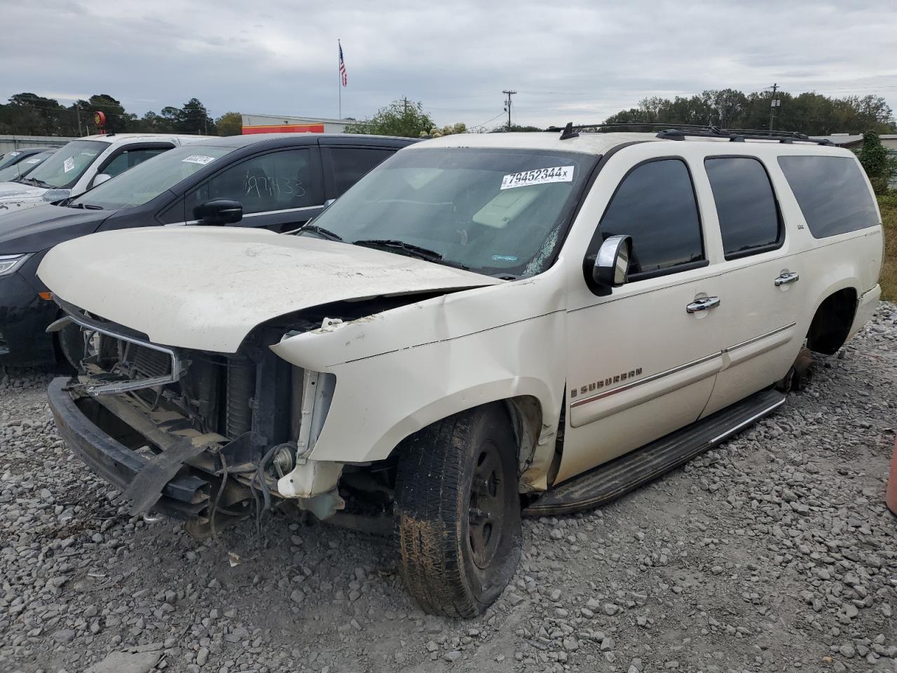 2008 Chevrolet Suburban C1500 Ls продається в Montgomery, AL - Front End