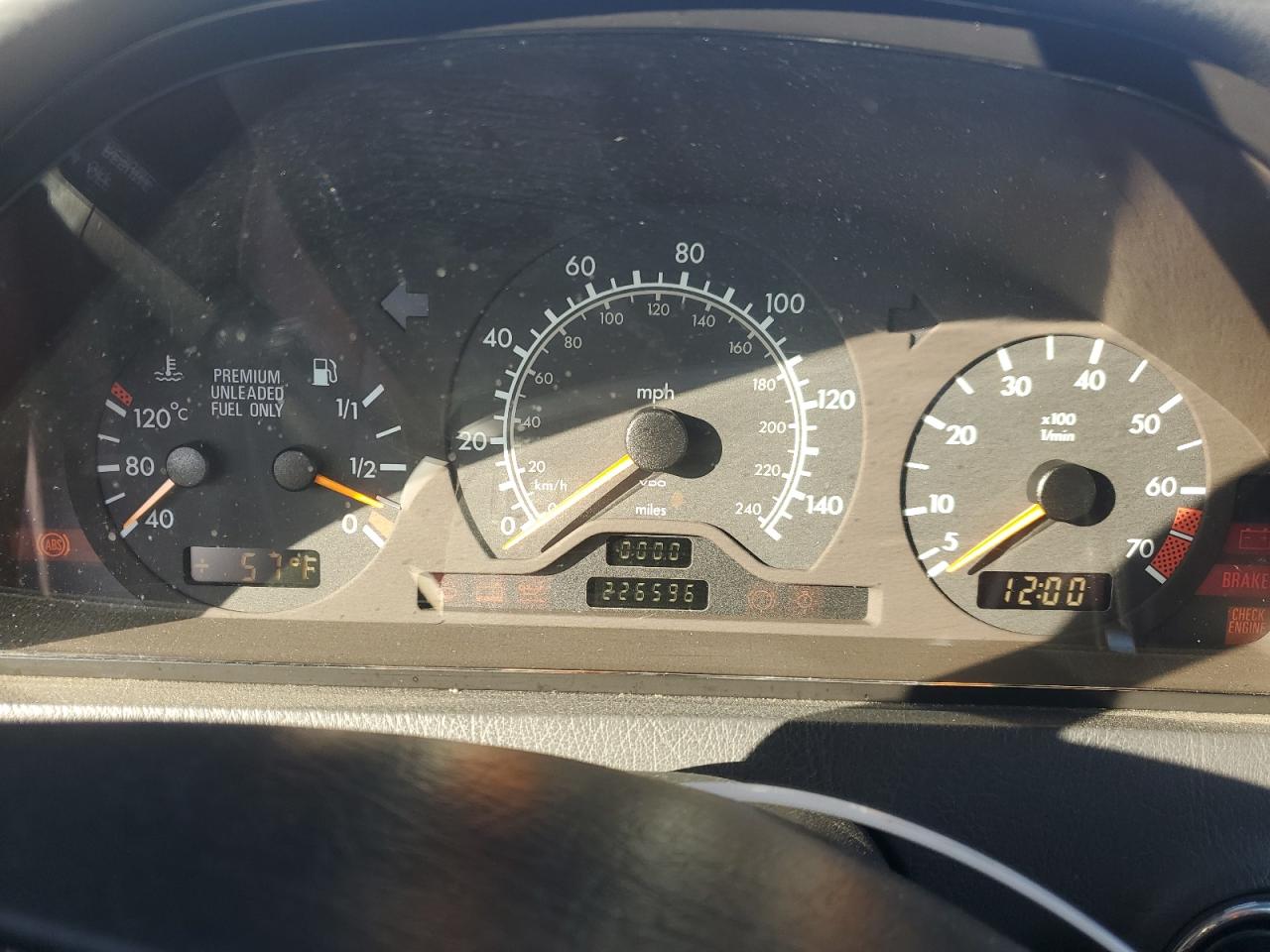 1996 Mercedes-Benz C 220 VIN: WDBHA22E7TF415868 Lot: 80469704