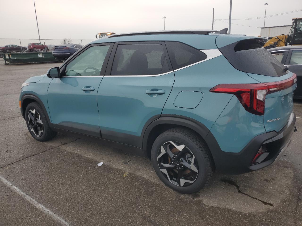 2024 Kia Seltos - Image 2
