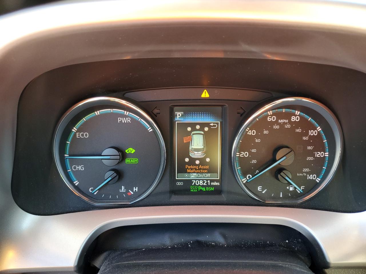 2018 Toyota RAV 4 - Image 9